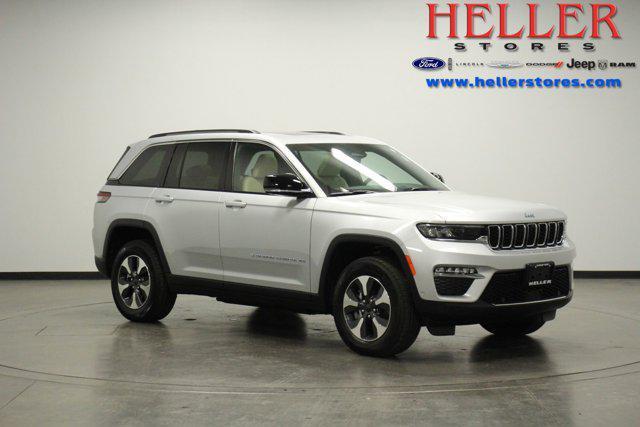 2023 jeep grand cherokee 4xe base