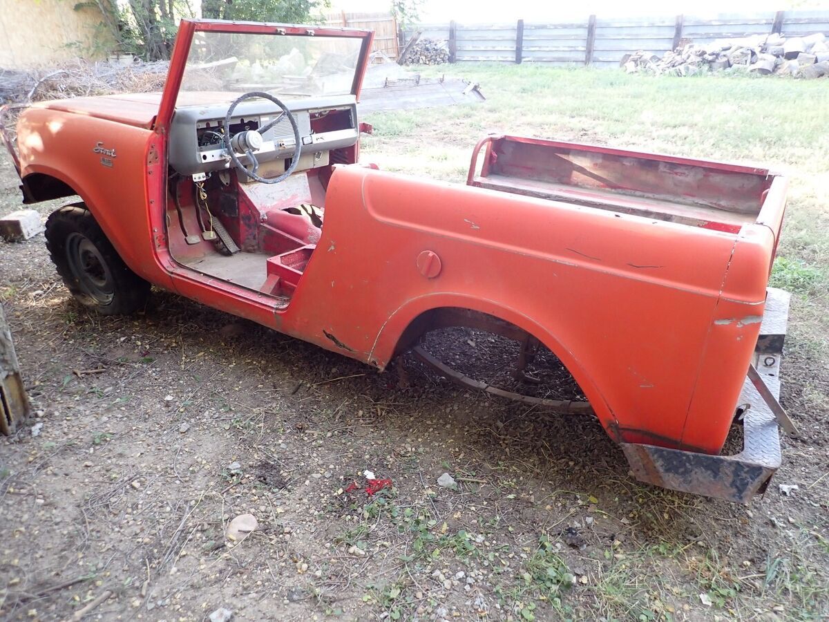 international scout 80 / 800 for parts many rust free 1962 1964 1966 1968 1971