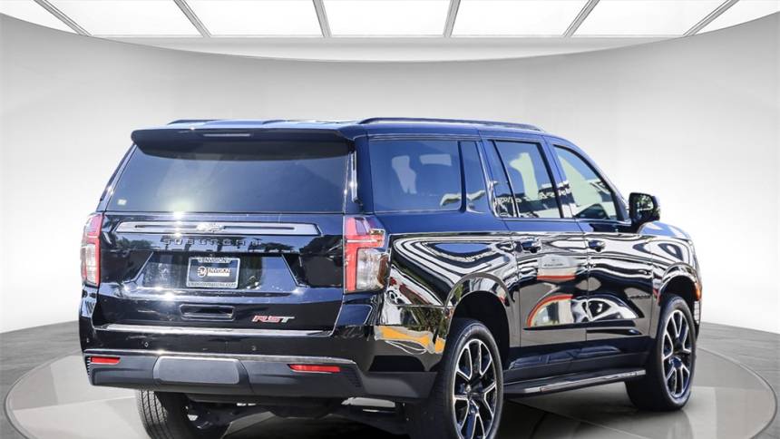 2022 chevrolet suburban rst