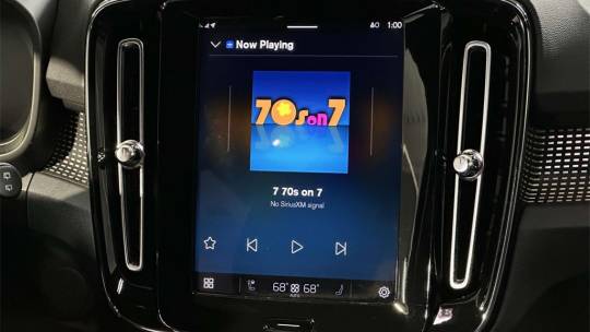 2021 Volvo XC40