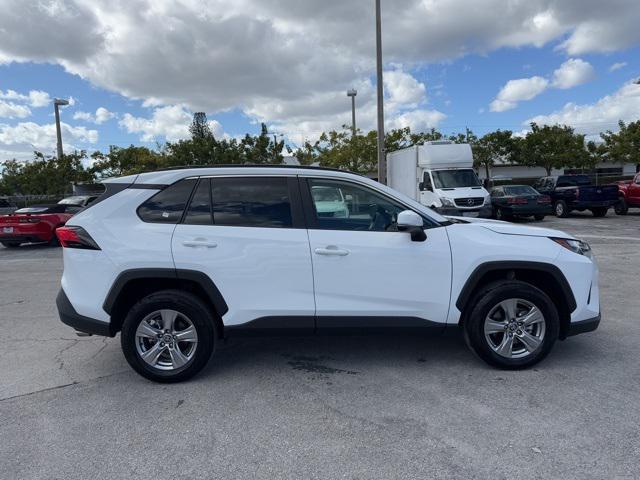 2024 toyota rav4 xle