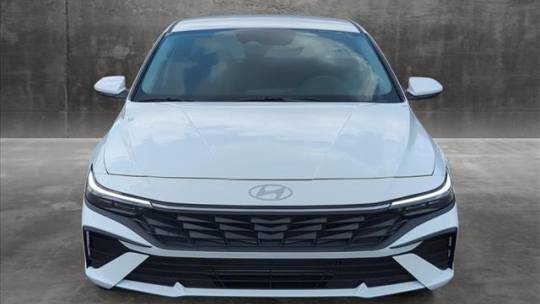 2024 Hyundai Elantra option group 01