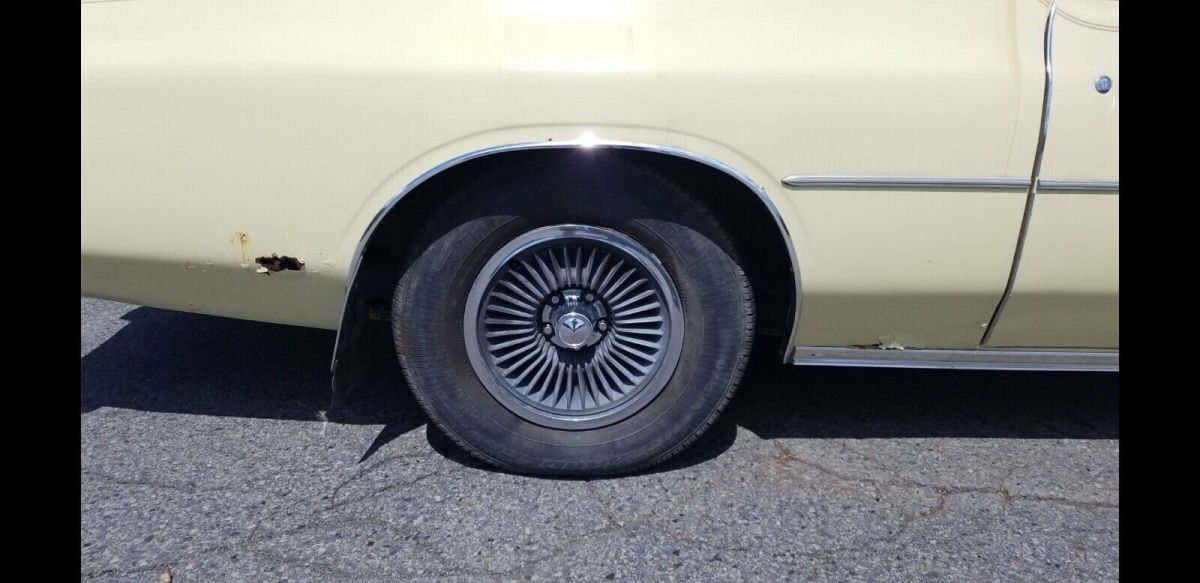 1977 chrysler cordoba coupe yellow rwd automatic low 47,000 miles