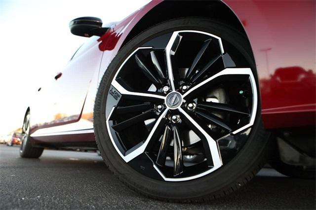 2023 nissan altima sr fwd