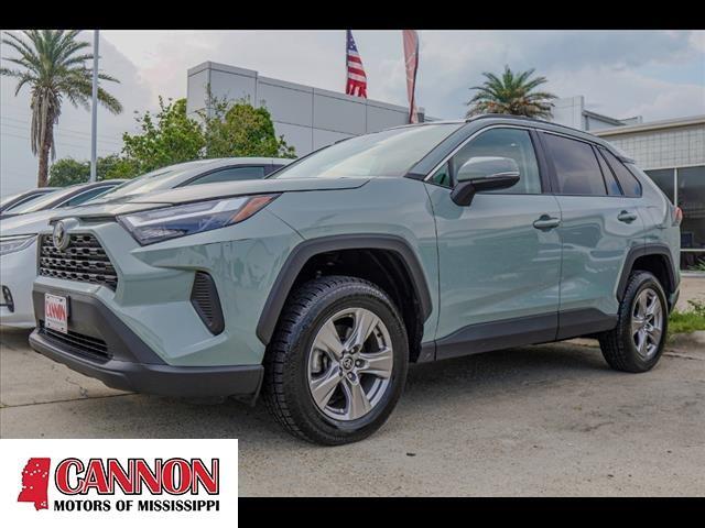 2022 toyota rav4 xle