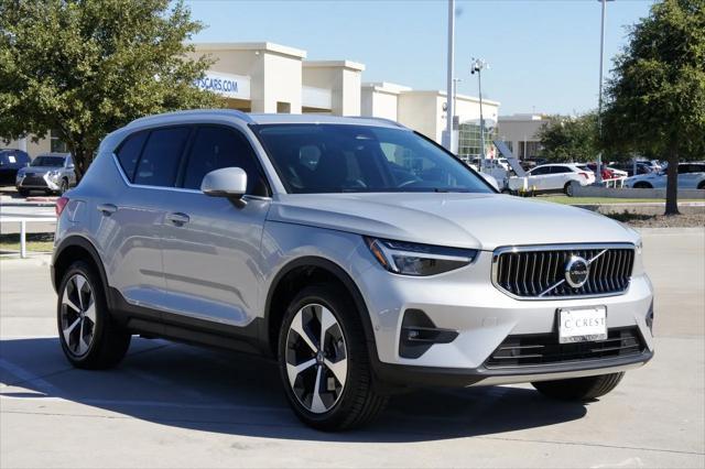 2024 volvo xc40 b5 plus bright theme