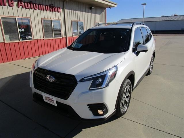 2022 subaru forester premium