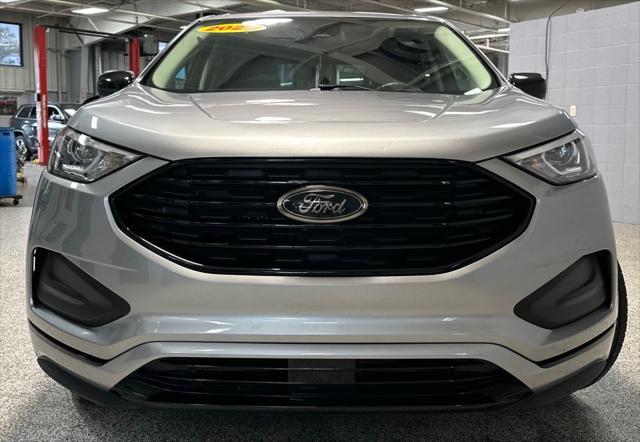 2022 ford edge se