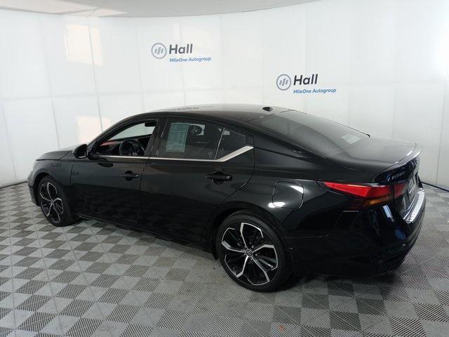2023 nissan altima sr fwd
