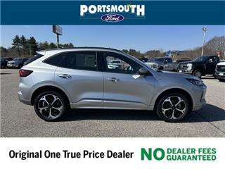 2023 Ford Escape st-line elite