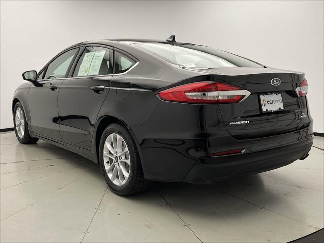 2019 ford fusion se
