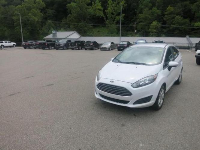 2015 ford fiesta se se 4dr sedan for sale in chapmanville, west virginia