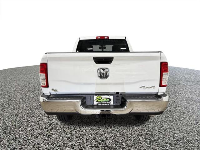 2022 ram 2500 tradesman crew cab 4x4 6'4' box