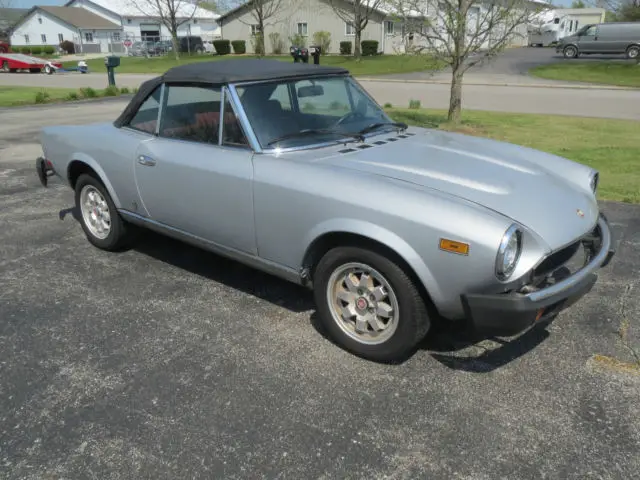 nice 1982 fiat 124 spider convertible fuel injected looks runs and drives great