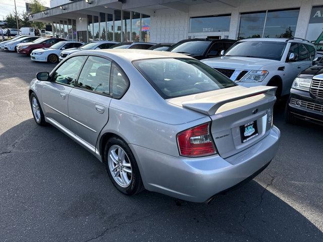 2005 subaru legacy base