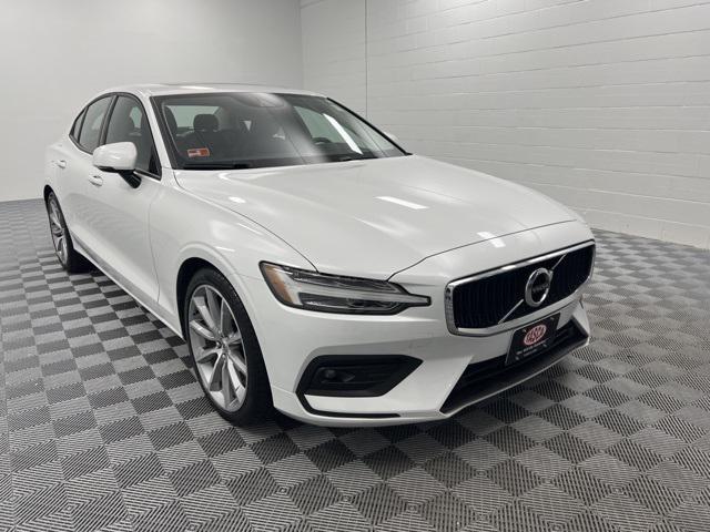 2021 volvo s60 t6 momentum