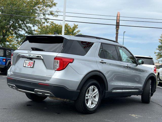 2022 ford explorer xlt