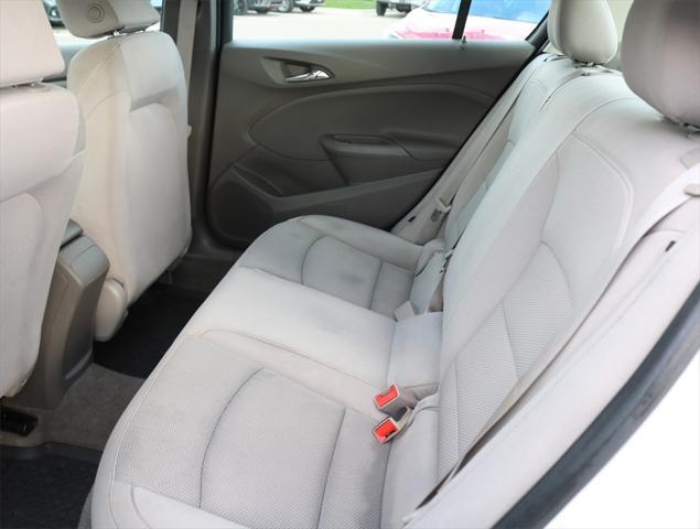 2018 chevrolet cruze ls
