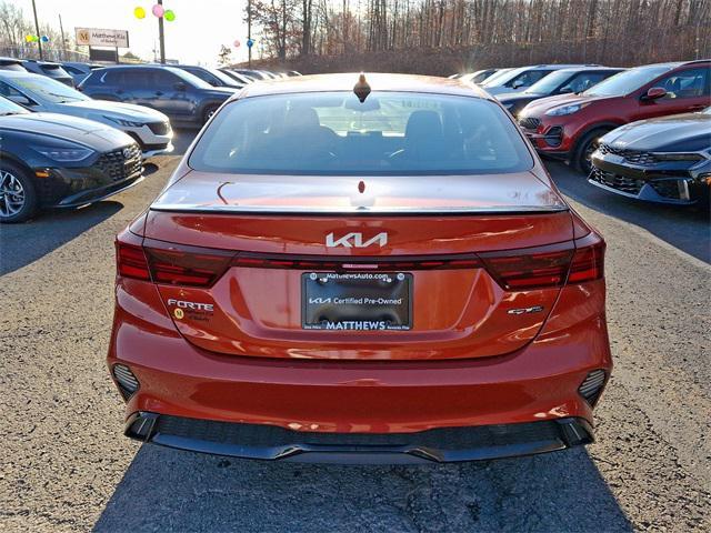 2022 kia forte gt-line