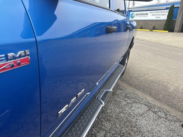 2022 ram 2500 tradesman crew cab 4x4 6'4' box