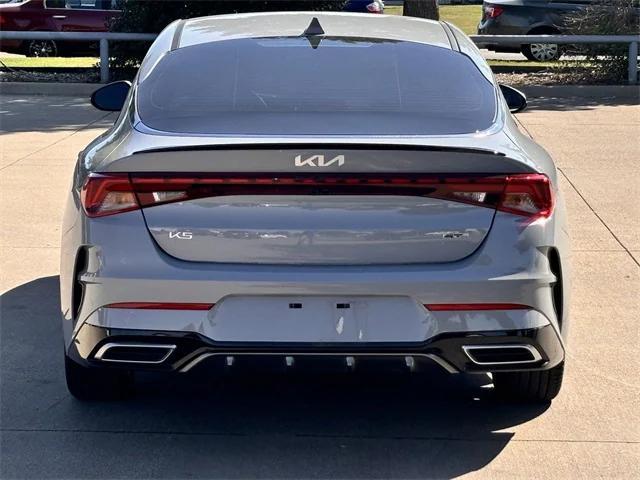 2023 kia k5 gt-line