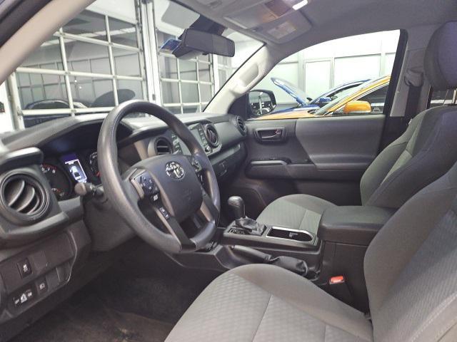 2022 toyota tacoma sr
