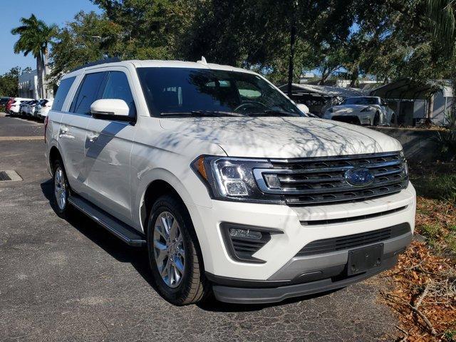 2020 ford expedition xlt