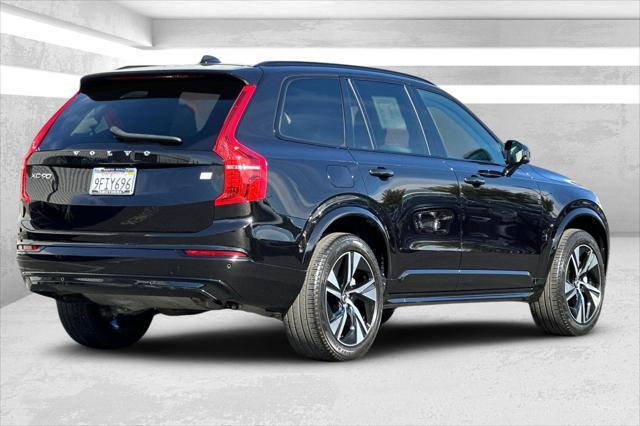 2023 volvo xc90 recharge plug-in hybrid t8 plus dark theme 7-seater