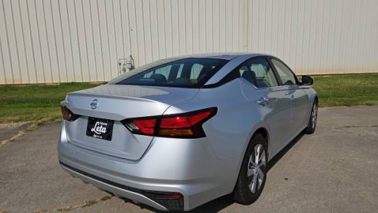 2022 nissan altima 2.5 s