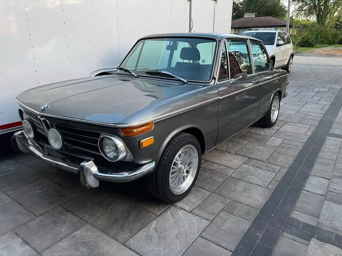1970 bmw e10 2002 5 speed swap, recaro, lsd, clean title