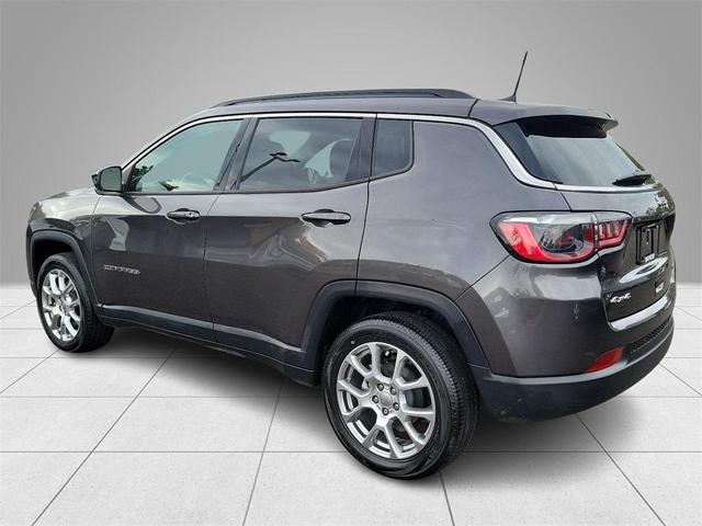 2022 jeep compass latitude lux