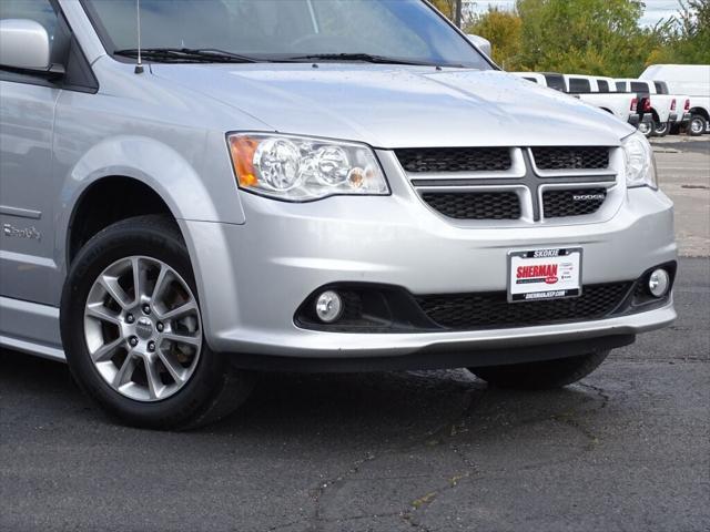 2011 dodge grand caravan r/t