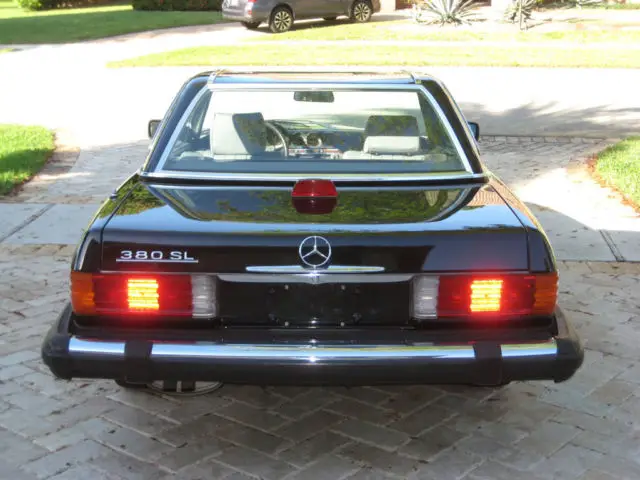 1982 mercedes 380sl-hardtop convertible-the finest on the market-sold no reserve