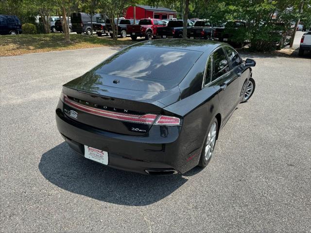 2014 lincoln mkz base