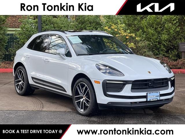 2023 porsche macan t