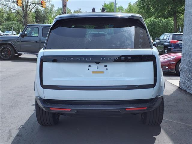 2024 land rover range rover p550e autobiography