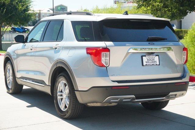 2023 ford explorer xlt