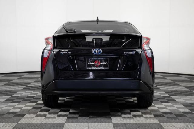 2016 toyota prius three