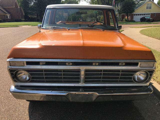 1975 ford f-100 custom standard cab pickup 2-door 5.0l