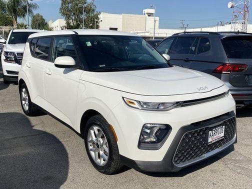 2022 kia soul