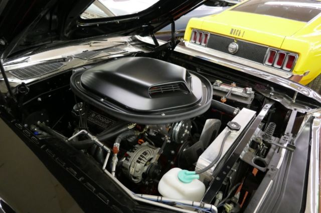 1970 dodge challenger -black on black- 360 v8 automatic-restored-new jet