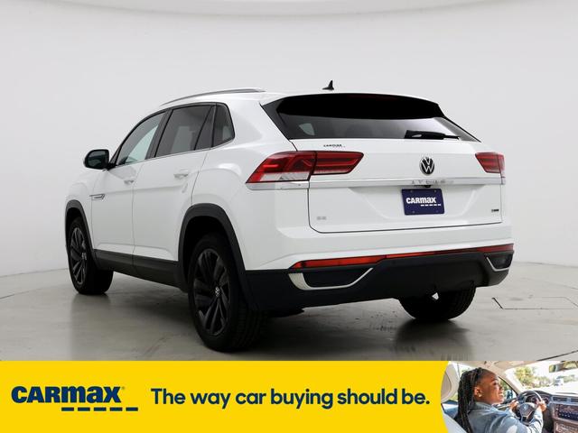 2022 volkswagen atlas cross sport se w/tech