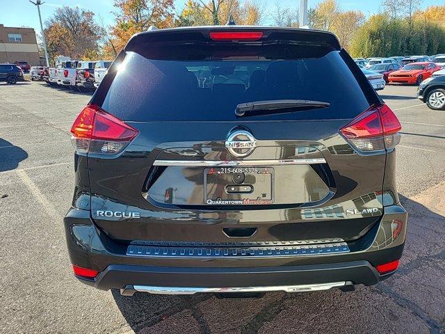 2017 nissan rogue sl