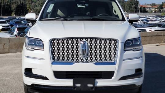 2024 Lincoln Navigator