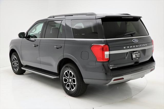 2022 ford expedition xlt
