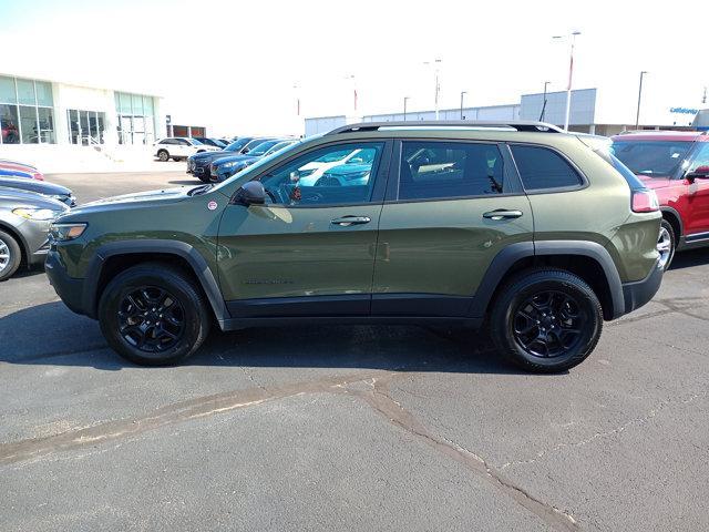 2021 jeep cherokee trailhawk