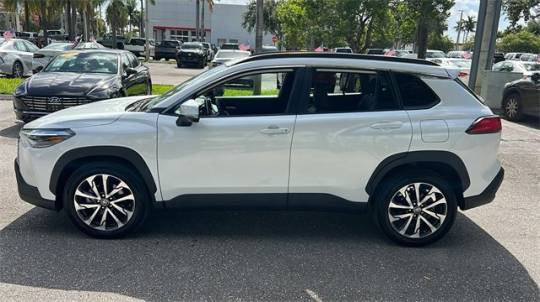 2022 toyota corolla cross xle