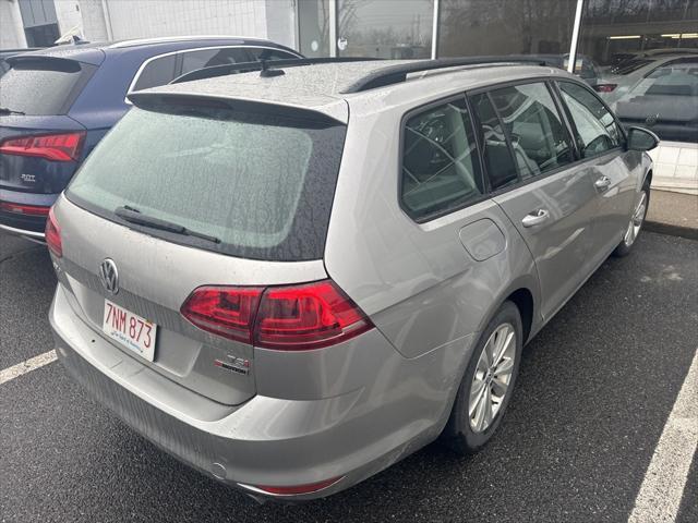2017 volkswagen golf sportwagen tsi s