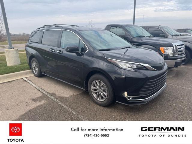 2022 toyota sienna xle 8 passenger