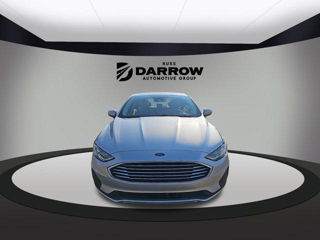 2019 ford fusion se